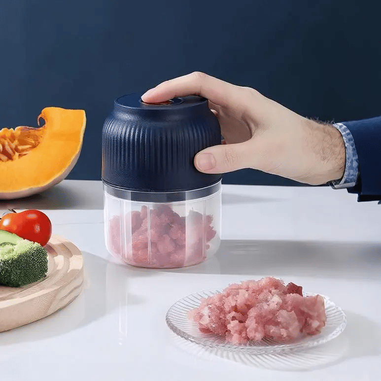 🏆LAST DAY SALE: ￡6.99!!⚡ AllChop Pro™ Electric Garlic Chopper, Mini Portable Veggie Cutter