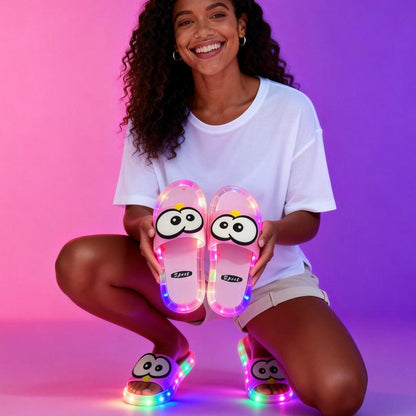 🏖️LAST DAY SALE ONLY ￡12.99!!🔥Penguin Glow Slippers 🐧✨  Flashing LED Soles • Cosy & Fun for All Ages • Perfect for Gifting! 🎁