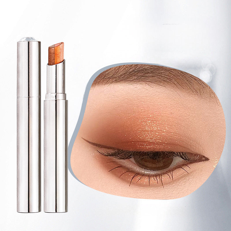 Benefit crit! 💥 Buy 1 get 2 waterproof eyeshadow sticks, a must-have for lazy people!
