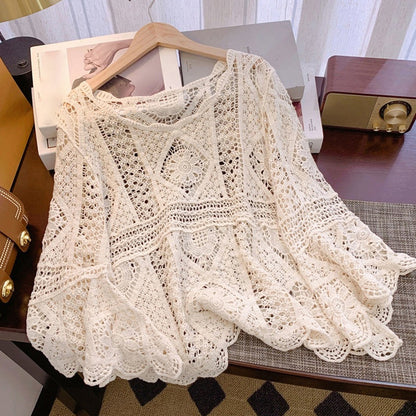 👒 🌊 Women's Vintage-Inspired Lace Cover-Up Blouse – Flare Sleeves, Bohemian Beachwear 🌸